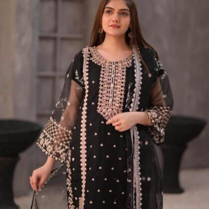 Elegant Women’s Stitched Suit – 3-Piece Organza Embroidered Set, Stylish & Comfortable