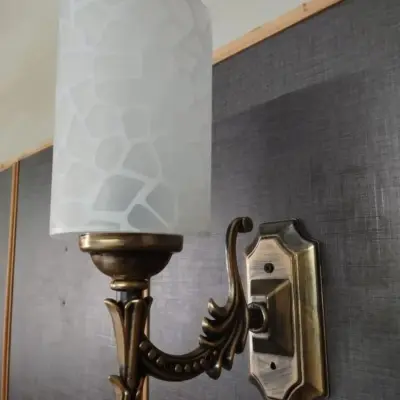 Modern Quartz Wall Hanging Lamp – White, Sleek & Stylish Home Lighting