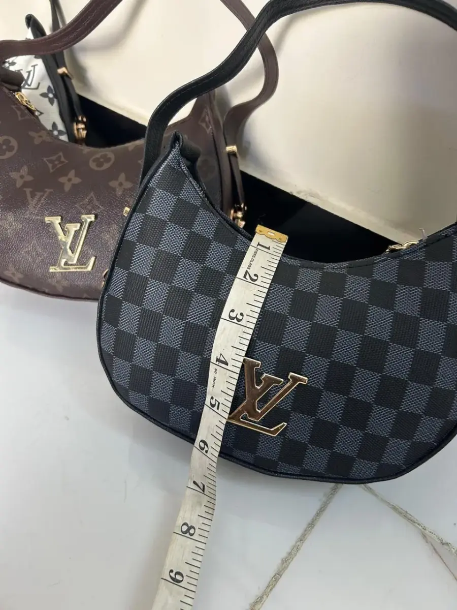 Women’s Genuine Leather Multicolor Printed Shoulder Bag – Stylish Everyday Handbag (Approx. 9×8×2.8 in)