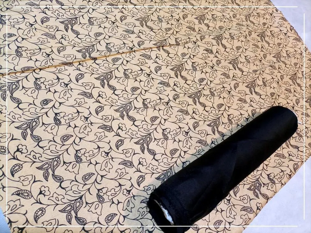 Women’s 2 Pcs Unstitched Block Printed Katan Silk Suit – Multicolor (Shirt 2 Gazz & Trouser 1.5 Gazz)