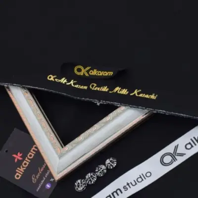 Alkaram Fabrics Men’s Unstitched Hard Cotton Plain Suit – 4.5 Meter Summer Fabric (Black)