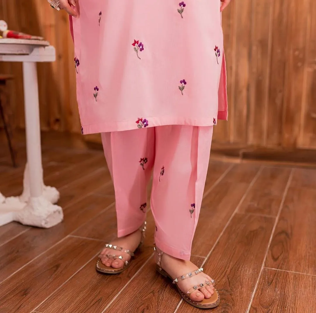 Women’s Pink 2-Piece Unstitched Dhanak Fully Embroidered Suit – Shirt & Trouser (Winter Wear)