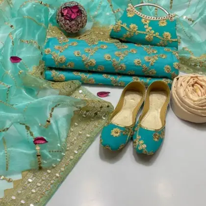 Women’s 5-Piece Unstitched Crinkle Chiffon Embroidered Suit – Turquoise | Organza Dupatta, Masuri Shalwar + Free Khussa & Clutch