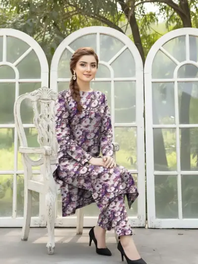 2-Pcs Women’s Unstitched Printed Khaddar Suit – Purple, 3.25 Gazz