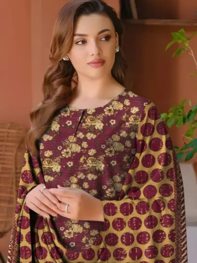 Women’s Khaddar 3 Pcs Unstitched Printed Suit with Wool Dupatta – Brown | Shirt 3m, Trouser 2.5m