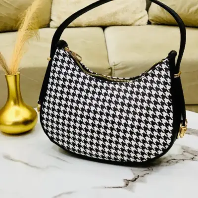 Girl’s PU Leather Printed Shoulder Bag – Stylish Everyday Handbag (1 Pc, Black)