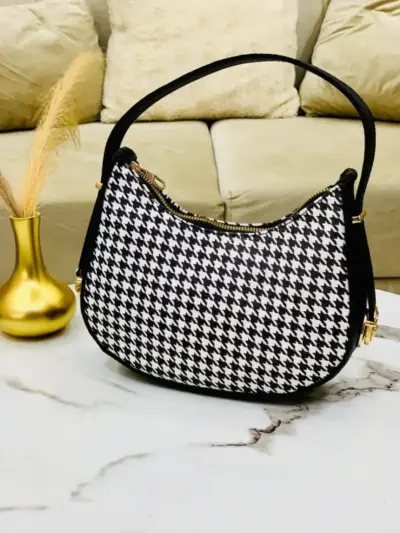 Girl’s PU Leather Printed Shoulder Bag – Stylish Everyday Handbag (1 Pc, Black)