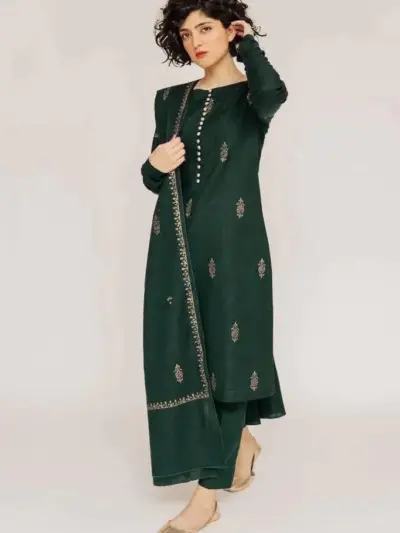 Women’s 3 Pcs Unstitched Embroidered Dhanak Suit with Printed Dupatta – Green (Shirt 3M, Trouser 2.5M, Dupatta 2.5M)