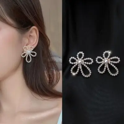 Silver Plated Off-White Earrings for Women – Elegant Alloy Design (1 Pc)