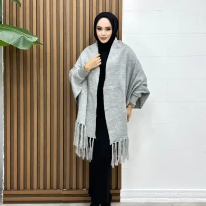 Women’s Plain Fleece Cape Shawl – Soft Grey Winter Wrap, 35-Inch Length