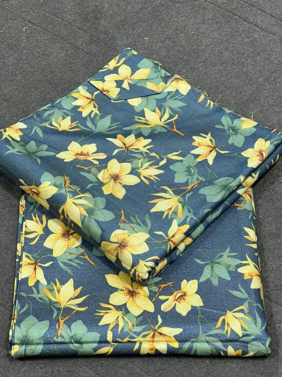 Women’s Shamery 2 Pcs Unstitched Printed Suit – Blue | Shirt 5 Gazz, Trouser 5 Gazz