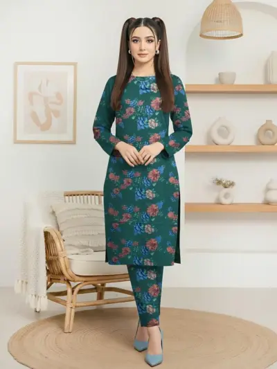 Women’s 2 Pcs Unstitched Lawn Printed Suit – Green | Printed Shirt & Trouser (2.5 Gazz Each)