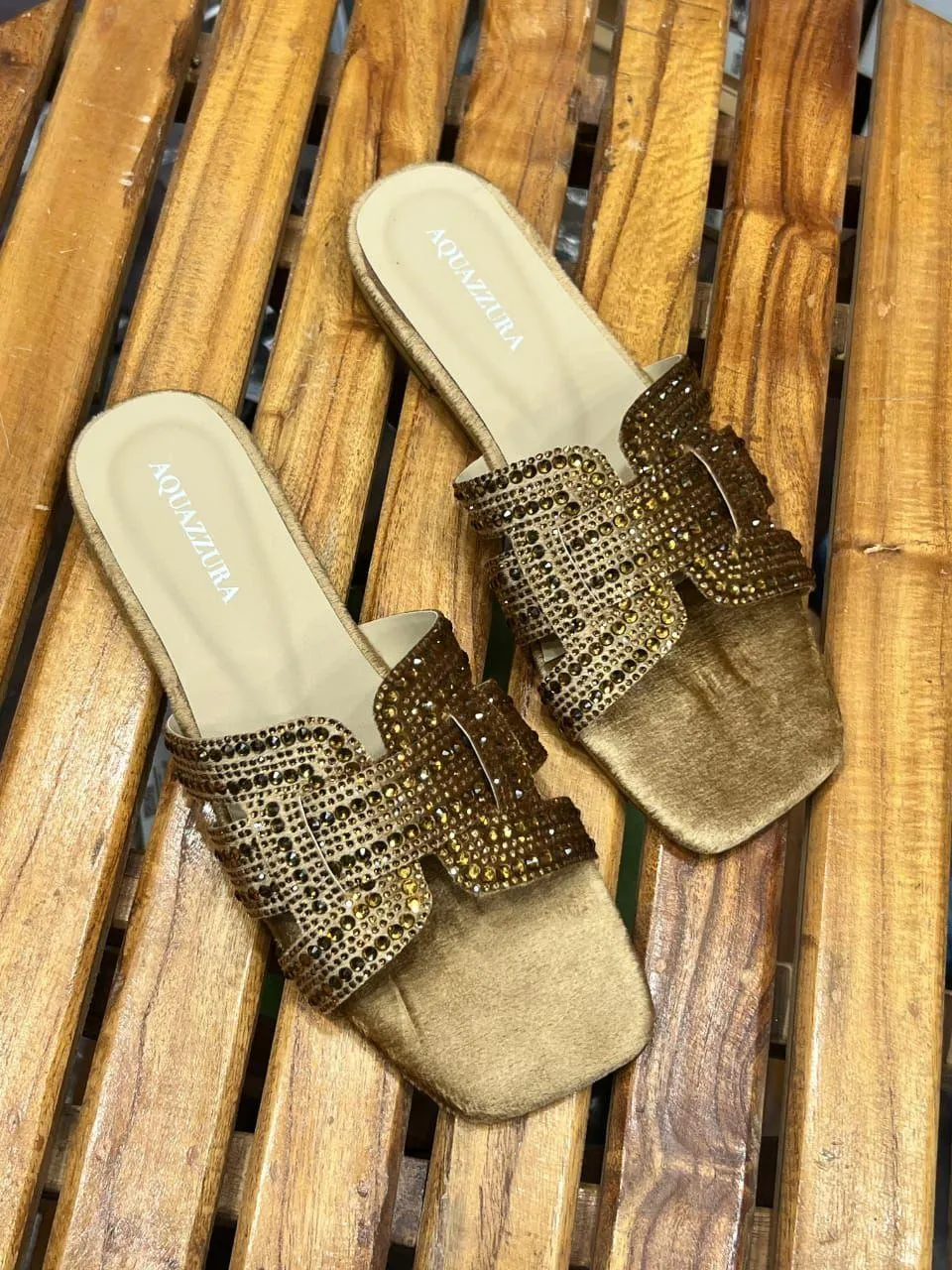 Women’s Fancy Synthetic Leather Flats Golden Embellished