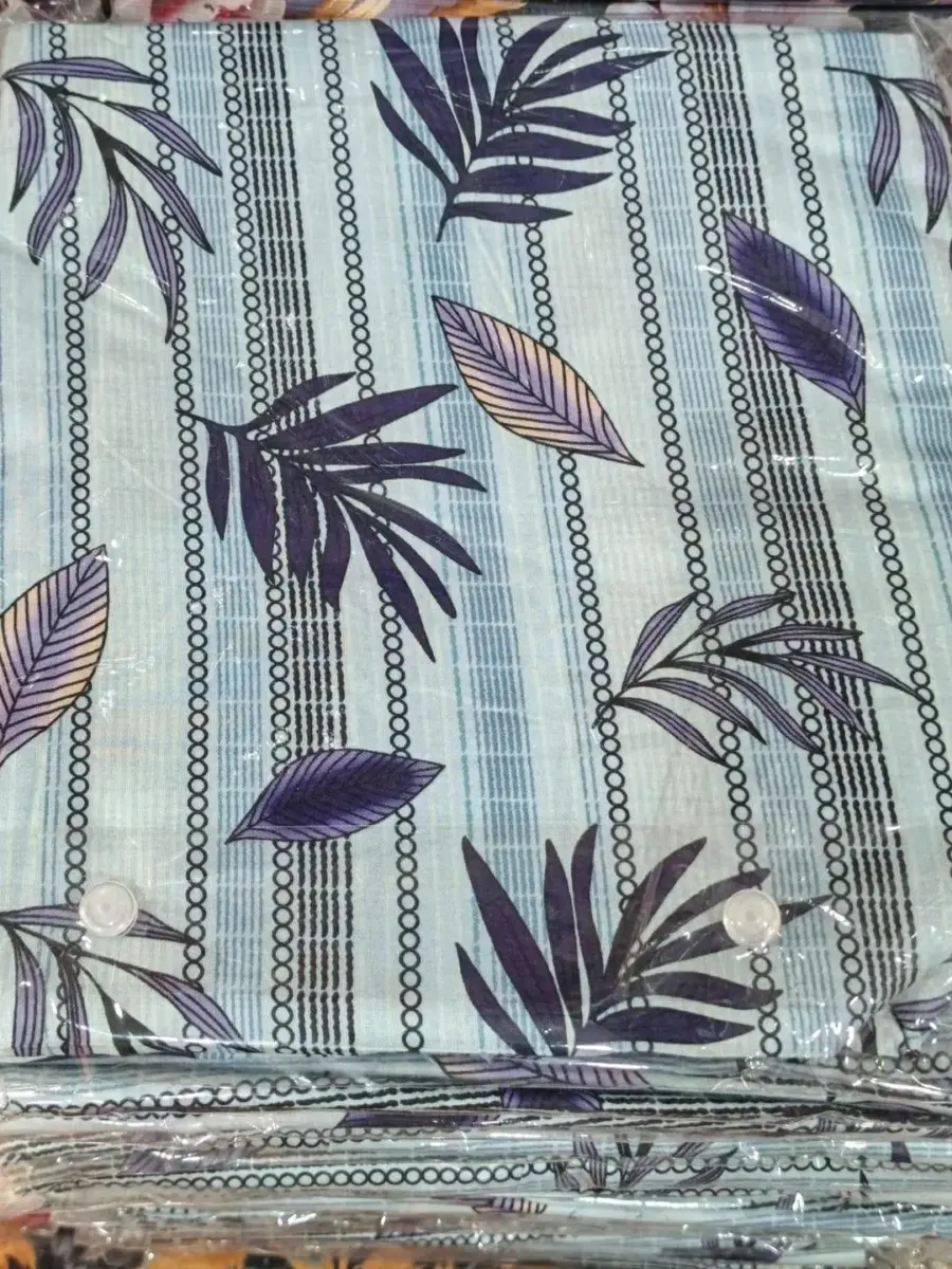 Elegant Silver Printed Lawn 2-Piece Women’s Unstitched Suit – 2.5 Gazz Shirt & Trouser