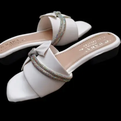 Women's Synthetic Leather Rhinestone Fancy Flip Flop – White