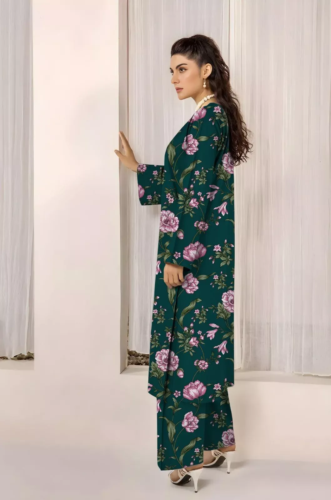 2 Pcs Women’s Unstitched Printed Lawn Suit – Green