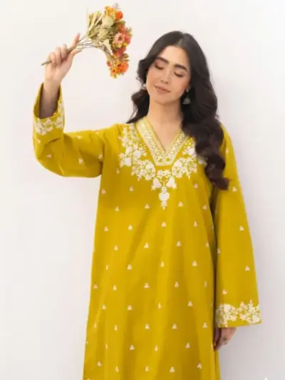 Motifze 2-Piece Women’s Unstitched Golden Lawn Embroidered Suit – 2.5m Each