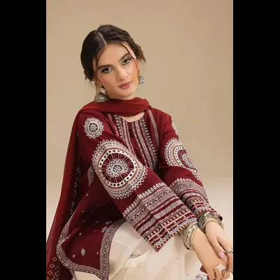 Women’s 3 Pcs Unstitched Embroidered Lawn Suit – Maroon | Shirt, Trouser & Digital Print Dupatta (2.5 Meter Each)