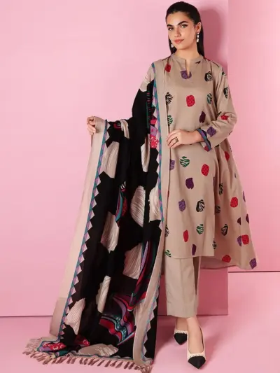 3 Pcs Women’s Unstitched Embroidered Lawn Suit with Dobby Lawn Digital Print Dupatta – Beige