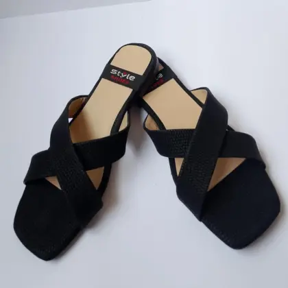 Women’s Synthetic Leather Semi-Formal Flats – Black Plain Design