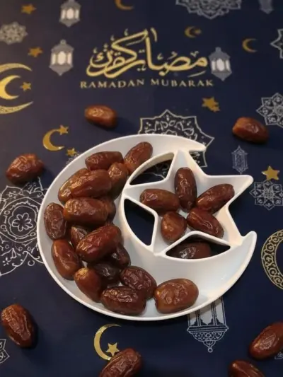 Buy Premium Ramadan Crescent Tray Set of 3 Plates