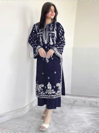 Women Embroidered Blue Dhanak 2-Piece Unstitched Suit - 2.5 Gazz