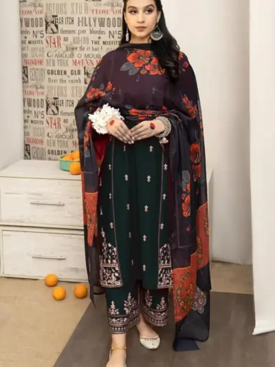 Black Embroidered Lawn 3-Piece Suit Set for Women with Diamond Dupatta