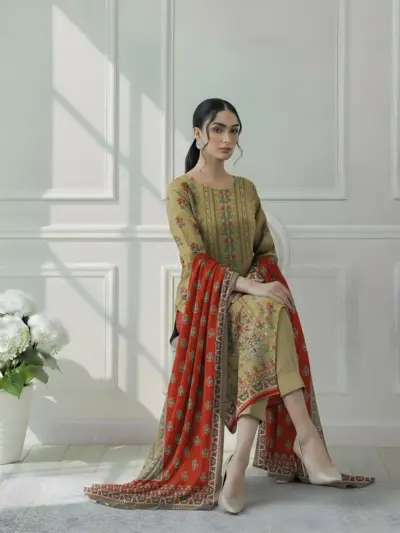 Pakistani Green Printed Kurta Set with Dobby Lawn Dupatta 3 Piece Suit