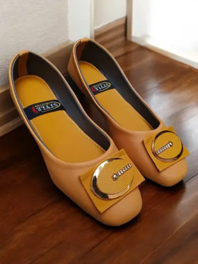 Buy Premium Yellow Square Toe Women's Pumps