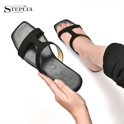 Buy Premium Women's Black Leather Flat Flats Casual Wear Pakistan