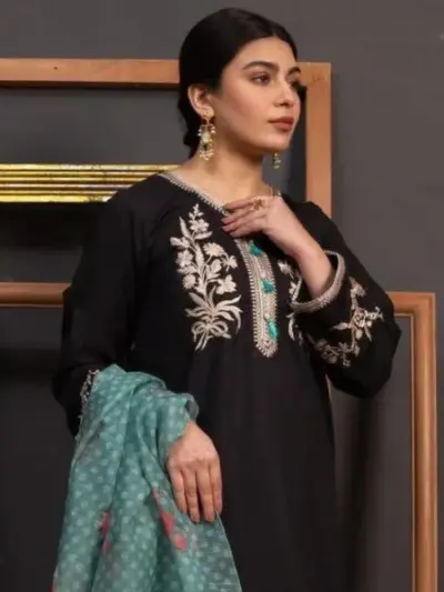 Black Embroidered Lawn 3 Piece Suit with Diamond Dupatta