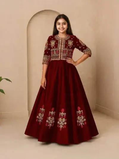 Kids Embroidered Bunch Maxi Set Red
